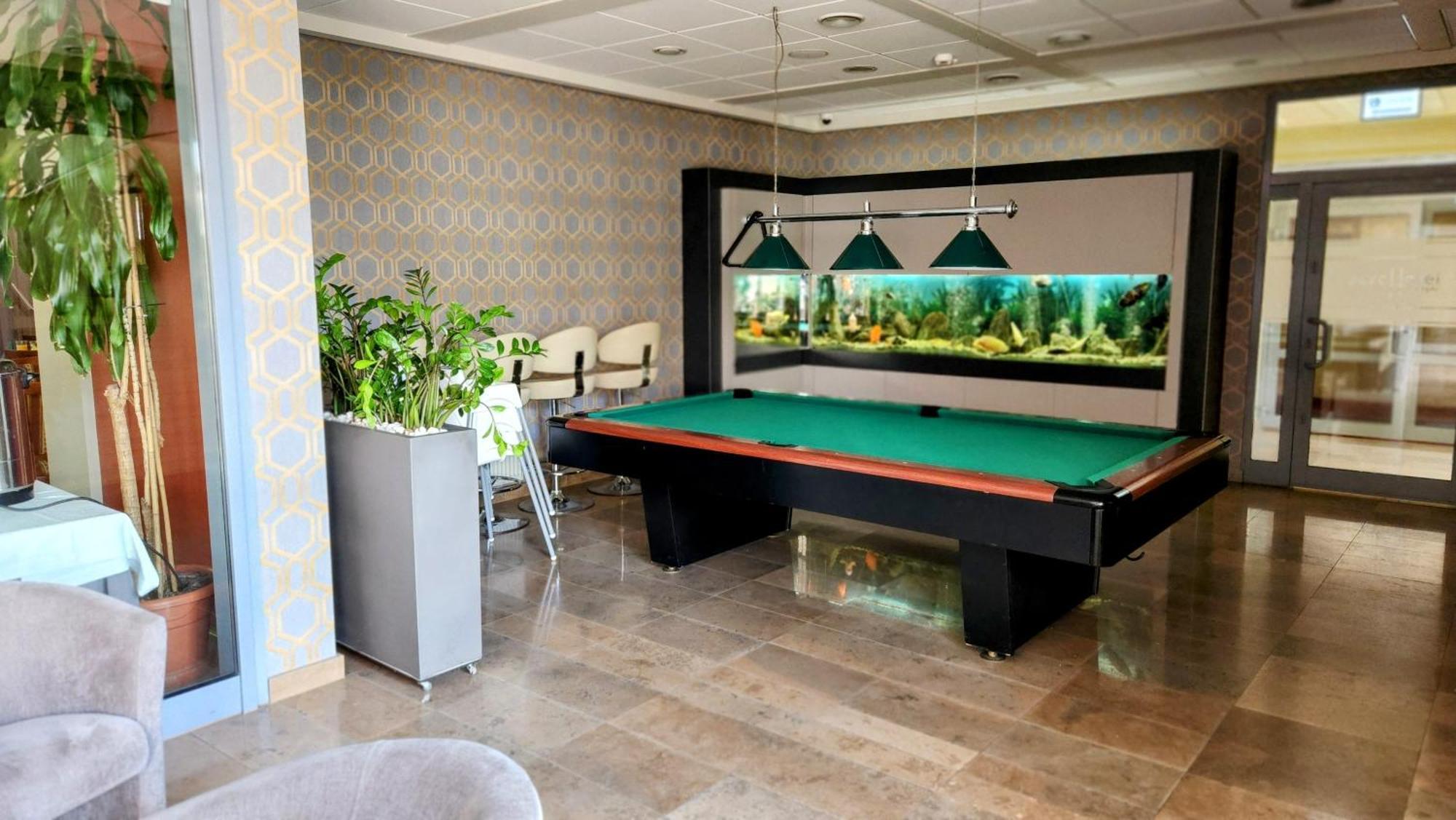 Eurohotel Swarzędz Buitenkant foto