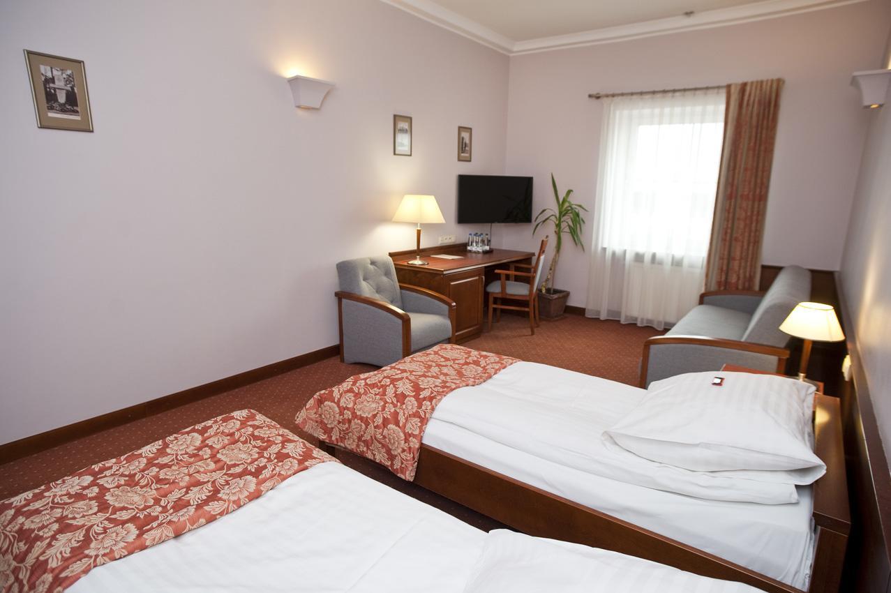 Eurohotel Swarzędz Buitenkant foto